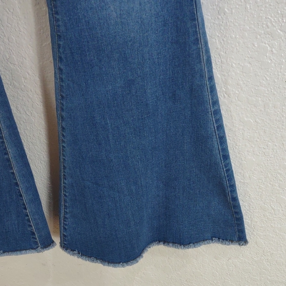 Chelsea & Violet, Size 31,Blue Flared Women's Jeans - Picture 5 of 17